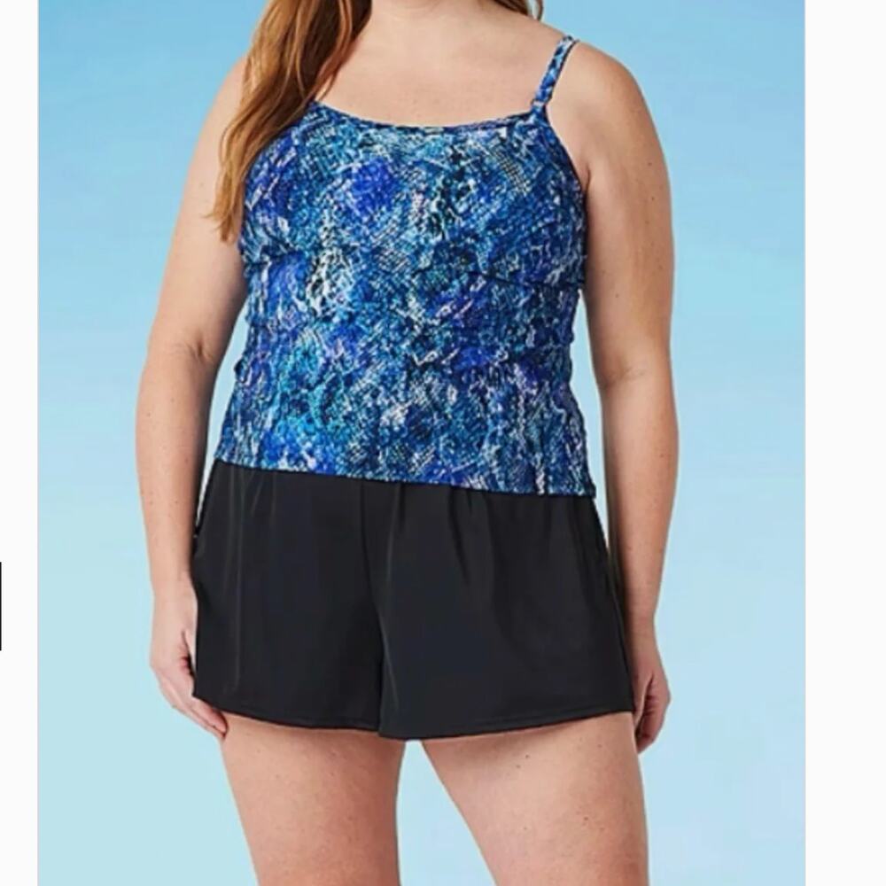 NWT Trimshaper Plus Size Farrah Swim Romper with Pockets 22W Swimwear One Piece